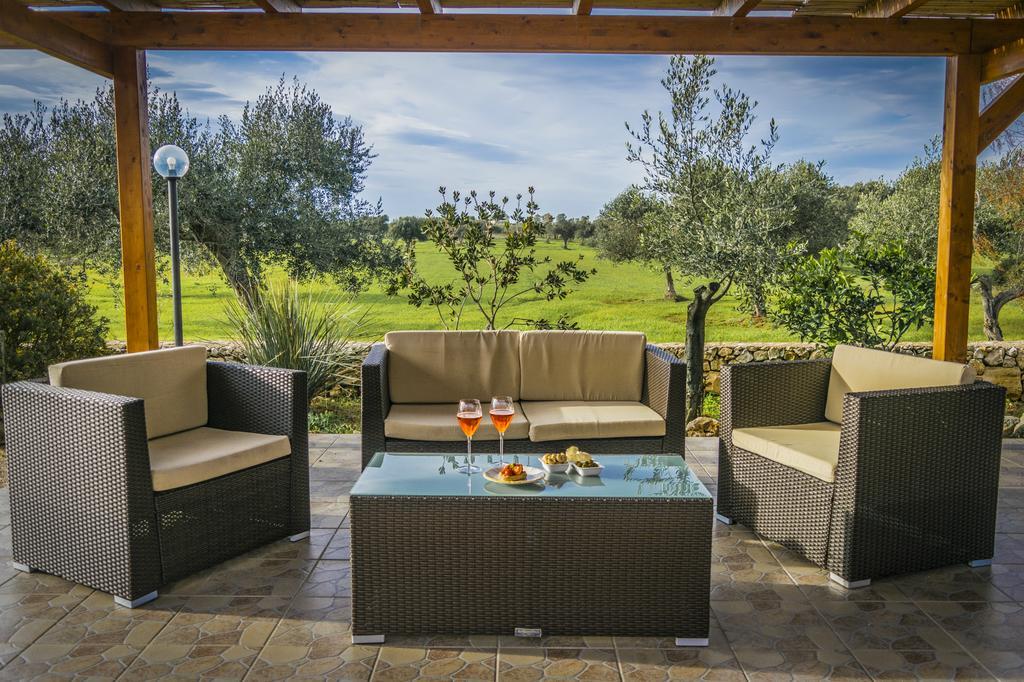 Tenuta Ingegna Apartments ポルト・チェザーレオ エクステリア 写真